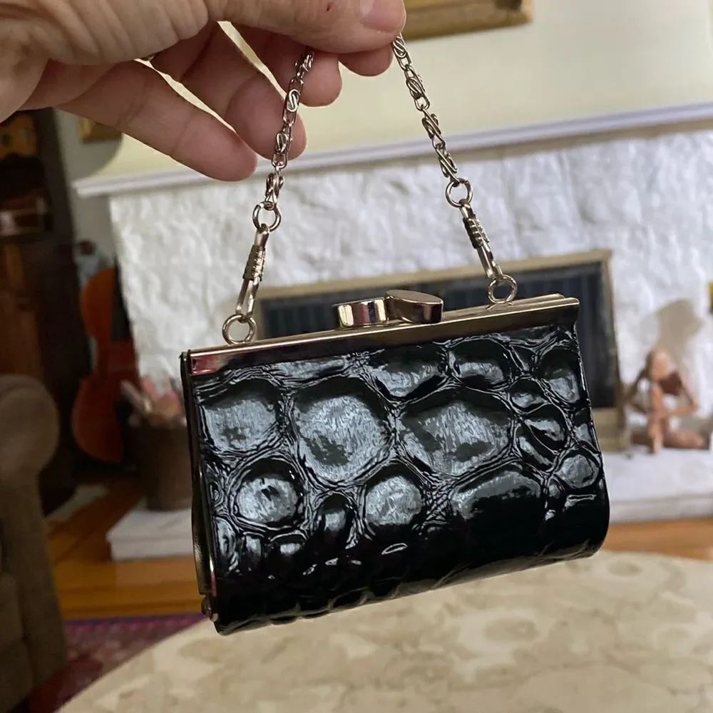 Mini Croc Embossed Purse / Wallet - Picture 2 of 9